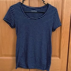 Navy blue and white striped t-shirt short sleeve top